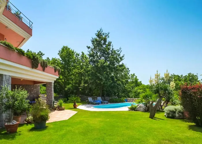 Semesterbostad 4 Bedroom Gorgeous In